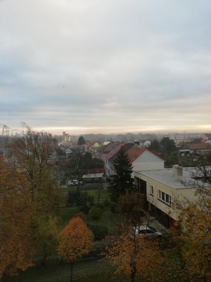 Plne Vybaveny Apartman Polni 1299 Apartment Kojetin Exterior photo